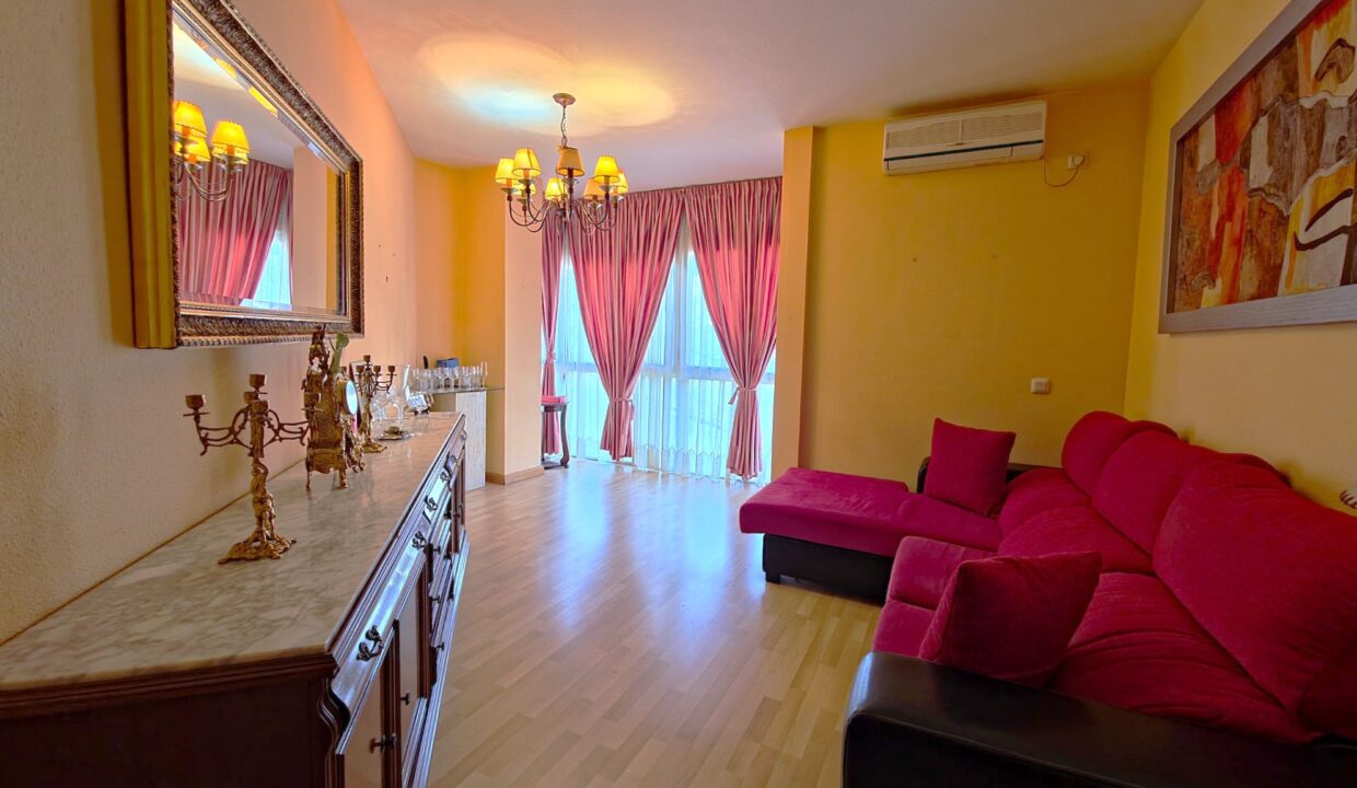 Imagen de WhatsApp 2025-12-12 a las 11.47.02_36870945